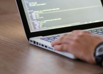 Importanța unui design responsiv și cum să îl implementezi corect